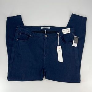 Celebrity Pink Mid-Rise Skinny Dark Blue Basic Denim Jeans Women's 24